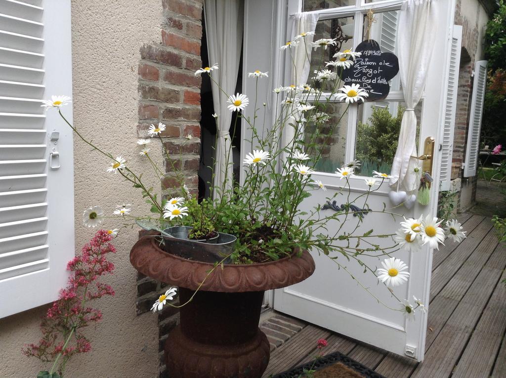 Chambre Le Nid Du Phare Avec Jacuzzi Honfleur Exterior foto